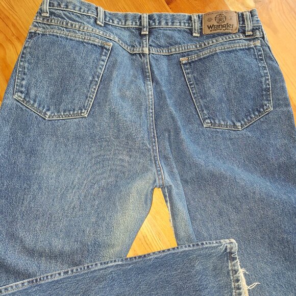 Wrangler Straight Leg Blue Jeans - Picture 2 of 5